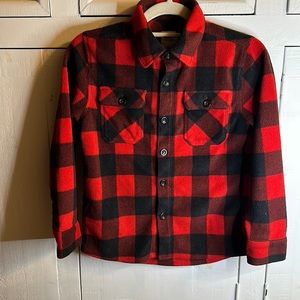 Old navy buffalo check jacket in fleece. SizeM or 8